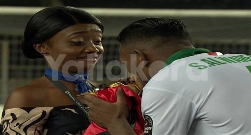 الرجاء يخمد انتفاضة متأخرة لفيتا كلوب ويعلن نفسه بطلًا للكونفيدرالية الإفريقية